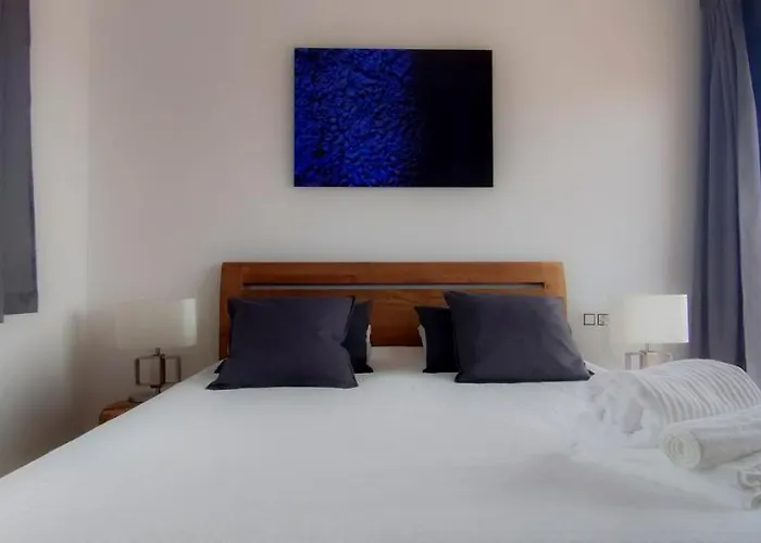 La Atalaya Del Guirre